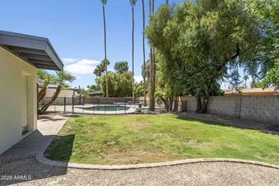 302 W Pine Valley Drive, Phoenix, AZ 85023 - Photo 47