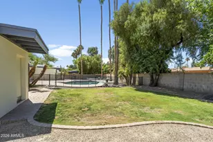 302 W Pine Valley Dr, Phoenix, AZ 85023 - Photo 47