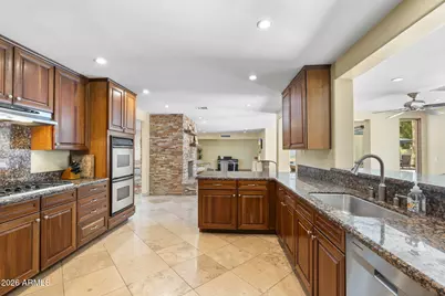302 W Pine Valley Drive, Phoenix, AZ 85023 - Photo 21
