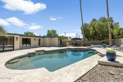 302 W Pine Valley Drive, Phoenix, AZ 85023 - Photo 45