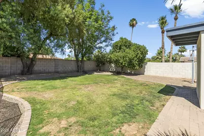 302 W Pine Valley Drive, Phoenix, AZ 85023 - Photo 35