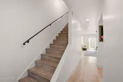 3702 E Monterosa Street #6, Phoenix, AZ 85018 - Photo 3