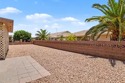 7815 E Navarro Avenue, Mesa, AZ 85209 - Photo 25