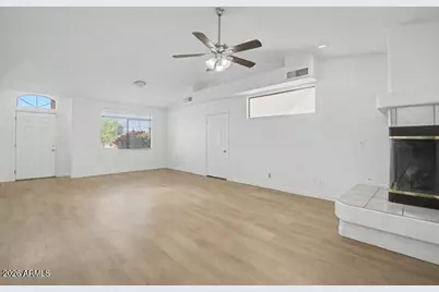 18816 N 3rd Avenue, Phoenix, AZ 85027 - Photo 9