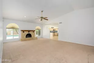 5917 E Claire Dr, Scottsdale, AZ 85254 - Photo 11