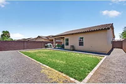950 W Sisso Tree Avenue, San Tan Valley, AZ 85140 - Photo 37