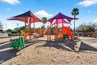 950 W Sisso Tree Avenue, San Tan Valley, AZ 85140 - Photo 43