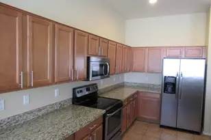 8860 W Frier Dr, Glendale, AZ 85305 - Photo 5