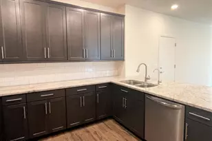 29400 N 122nd Glen, Peoria, AZ 85383 - Photo 11