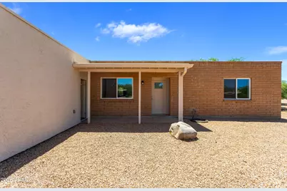 2061 N Laurel Place, Huachuca City, AZ 85616 - Photo 1
