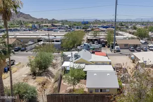 1116 E Cinnabar Ave, Phoenix, AZ 85020 - Photo 25