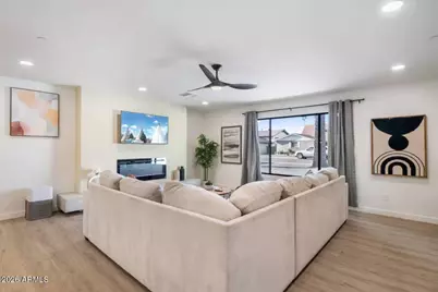 8425 E Valley Vista Drive, Scottsdale, AZ 85250 - Photo 3