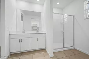 16036 W Desert Hollow Dr, Surprise, AZ 85387 - Photo 7
