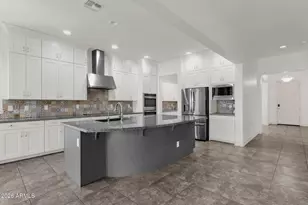 2577 N Beverly Pl, Buckeye, AZ 85396 - Photo 13