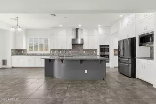 2577 N Beverly Pl, Buckeye, AZ 85396 - Photo 11