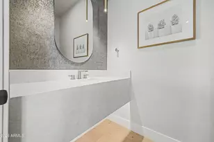 5145 E Pinchot Ave, Phoenix, AZ 85018 - Photo 17