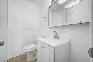 5724 W Fairmount Ave, Phoenix, AZ 85031 - Photo 23
