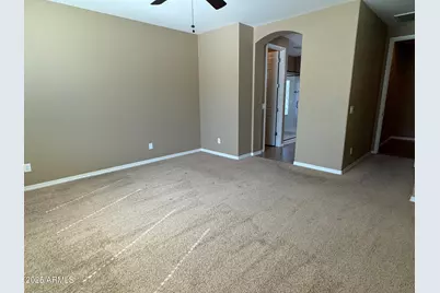135 W Yellow Wood Avenue, San Tan Valley, AZ 85140 - Photo 11