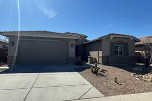 135 W Yellow Wood Ave, San Tan Valley, AZ 85140 - Photo 1