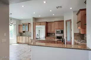 9909 S 6th Pl, Phoenix, AZ 85042 - Photo 9