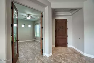 9909 S 6th Pl, Phoenix, AZ 85042 - Photo 13