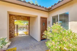 9909 S 6th Pl, Phoenix, AZ 85042 - Photo 5