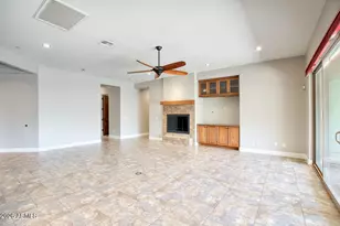 9909 S 6th Pl, Phoenix, AZ 85042 - Photo 15