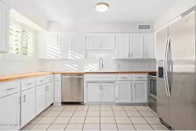 4114 E Calle Redonda -- #48, Phoenix, AZ 85018 - Photo 9