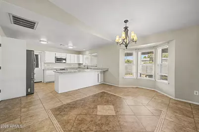 2828 W Northview Avenue, Phoenix, AZ 85051 - Photo 9