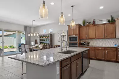 16042 W Electra Lane, Surprise, AZ 85387 - Photo 5
