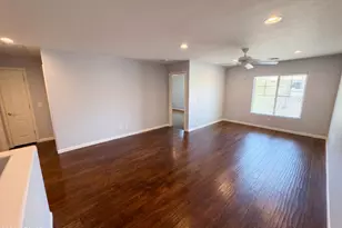 6823 W Morning Vista Dr, Peoria, AZ 85383 - Photo 13