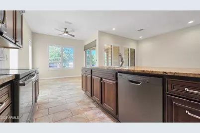 16374 W Amelia Drive, Goodyear, AZ 85395 - Photo 7