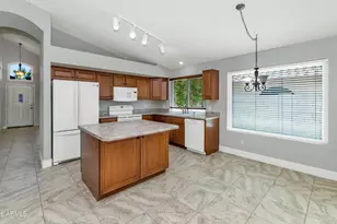 9849 W Yukon Dr, Peoria, AZ 85382 - Photo 9