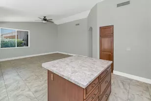 9849 W Yukon Dr, Peoria, AZ 85382 - Photo 11