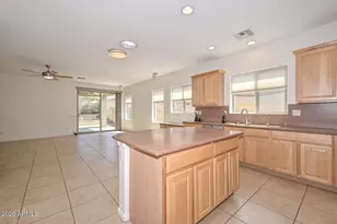 8436 W Alyssa Ln, Peoria, AZ 85383 - Photo 11