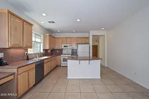 8436 W Alyssa Ln, Peoria, AZ 85383 - Photo 11