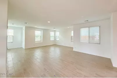 26021 N 23rd Avenue, Phoenix, AZ 85085 - Photo 3