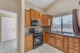 9289 W Escuda Dr, Peoria, AZ 85382 - Photo 13