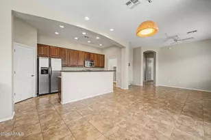 15240 N 142nd Ave, Surprise, AZ 85379 - Photo 9