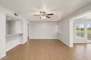 11016 N Coggins Dr, Sun City, AZ 85351 - Photo 11