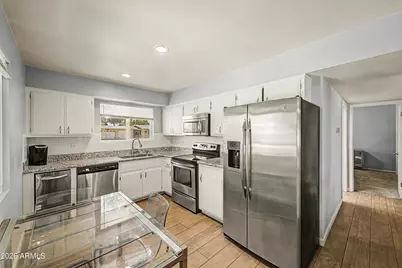 11016 N Coggins Drive, Sun City, AZ 85351 - Photo 19