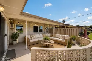 11016 N Coggins Dr, Sun City, AZ 85351 - Photo 35