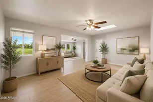 11016 N Coggins Dr, Sun City, AZ 85351 - Photo 11