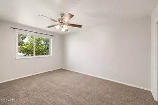 11016 N Coggins Dr, Sun City, AZ 85351 - Photo 21