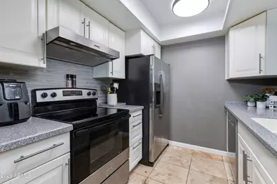 5034 N 81st Street, Scottsdale, AZ 85250 - Photo 5