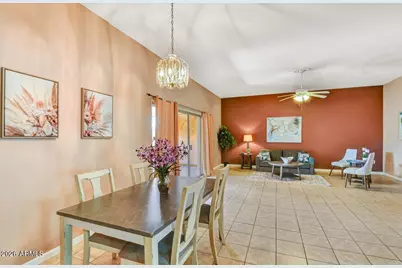 17264 N 105th Avenue, Sun City, AZ 85373 - Photo 5