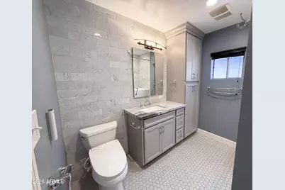 2244 E Nicolet Avenue, Phoenix, AZ 85020 - Photo 23