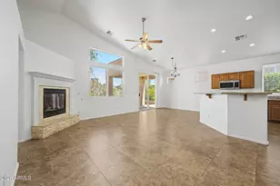 7229 S 39th Way, Phoenix, AZ 85042 - Photo 17