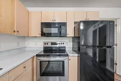 3065 N 67th Avenue #239, Phoenix, AZ 85033 - Photo 9