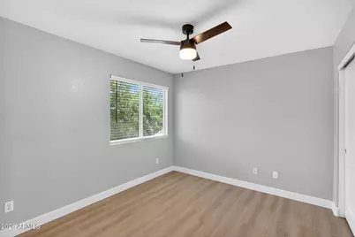 219 W Angela Drive, Phoenix, AZ 85023 - Photo 41